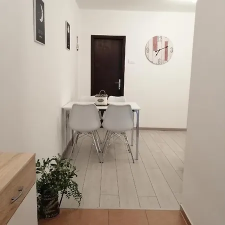 Apartamento Irena *