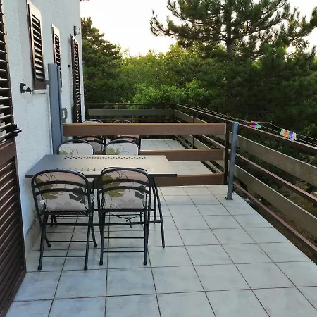 Apartamento Irena *